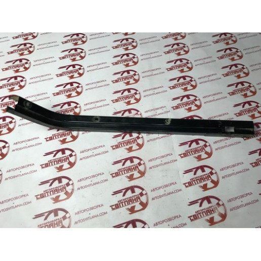 Направляющая средняя сдвижной двери левой Citroen Berlingo 2003-2008 9033C9